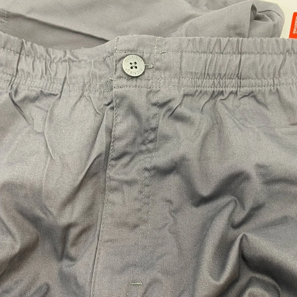 Dickies approximate measurements